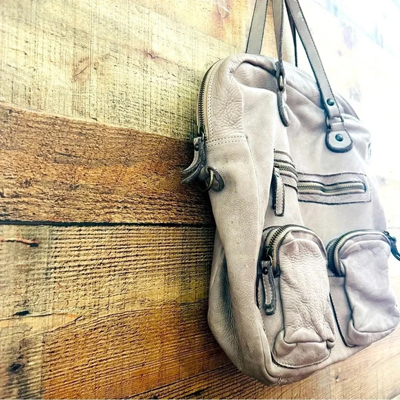 Sundance Made In Italy Genuine Leather Shoulder/Crossbody Bag - Picture 5 of 15